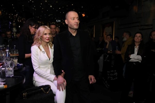 Мария няма нищо общо Тя си спеше вкъщи както трябваше