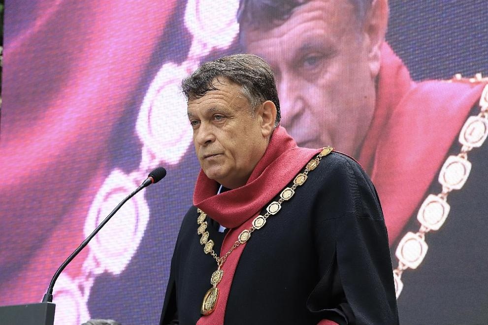 Проф д р Георги Вълчев от Философския факултет е 57 ят ректор