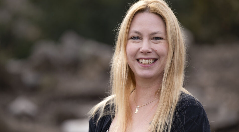 Съпругата на Кирил Петков Линда се похвали че официално