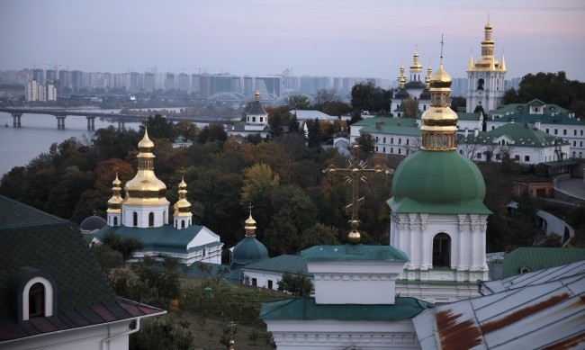 Най малко двама души са били ранени в Киев при мащабна