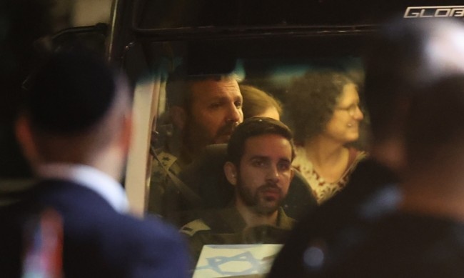 Бойци на Хамас освободиха в събота втора група от 13