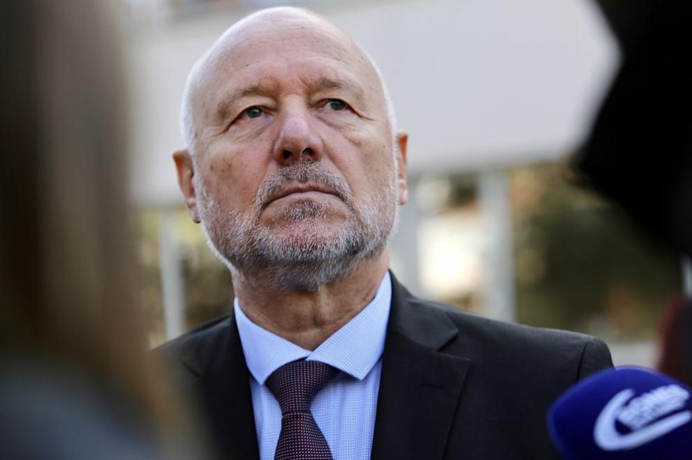 Тази сутрин ми се обади областният управител на Велико Търново