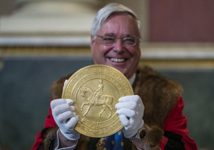 Кралският монетен двор на Великобритания обяви търг на редки колекционерски