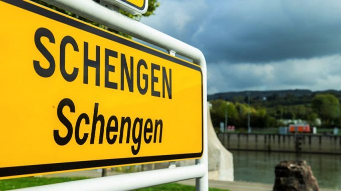 Вратата за присъединяването на България и Румъния в Шенген до