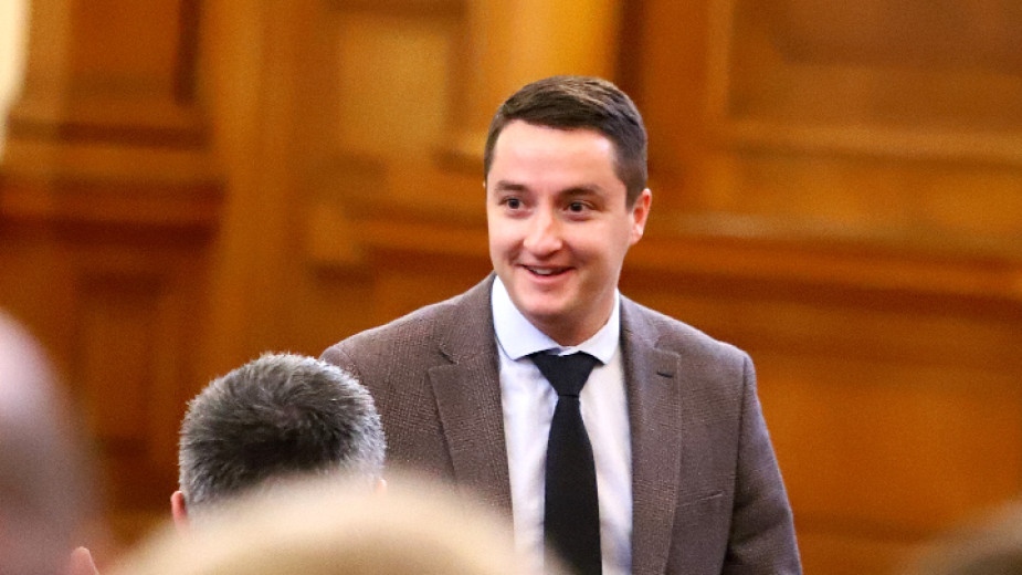 39 Възраждане 39 са резервно мнозинство на ГЕРБ каза пред БНТ депутатът