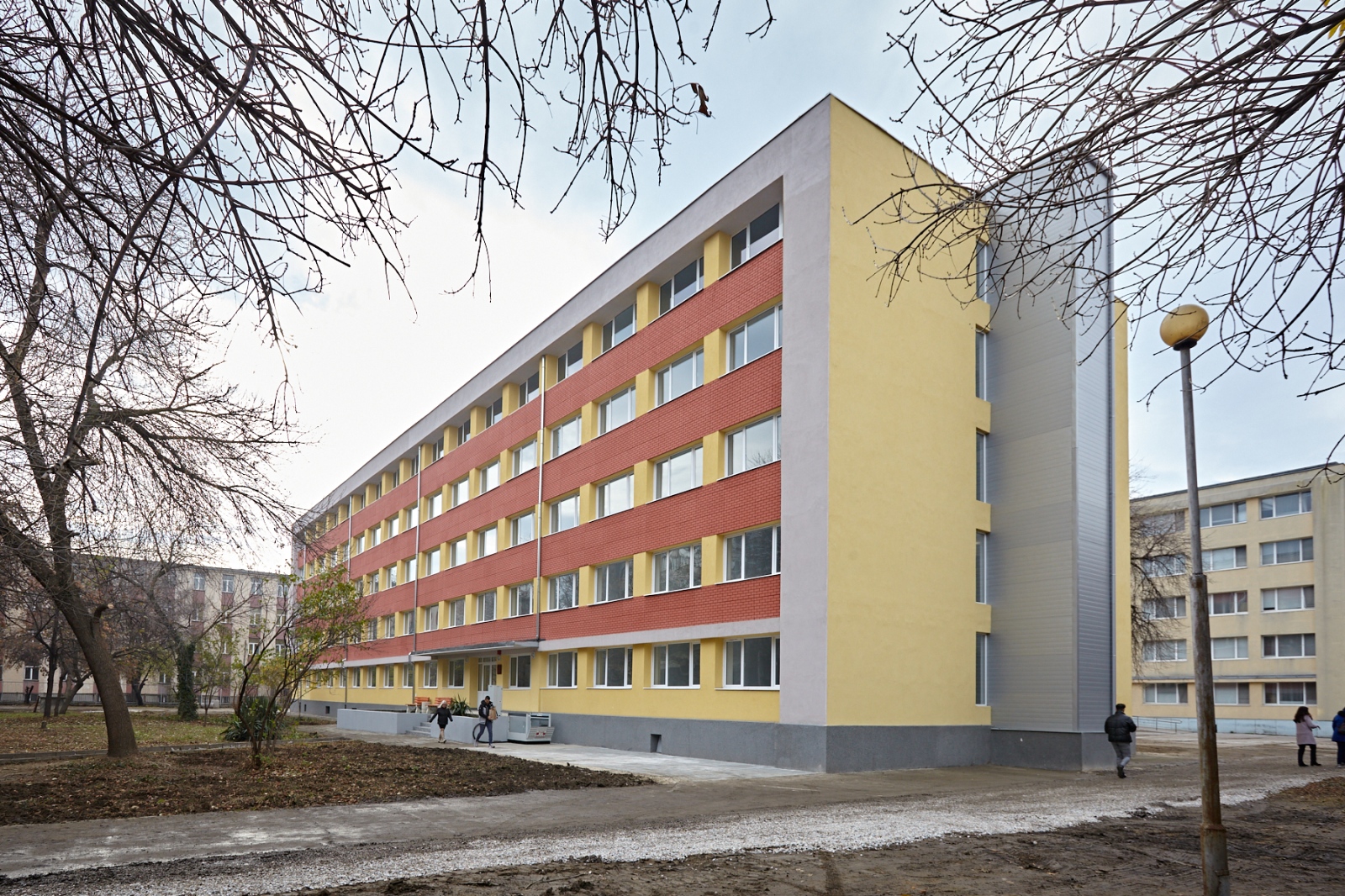 Тук е вече като луксозен хотел   Това е невероятен подарък за 8 ми декември  Тези