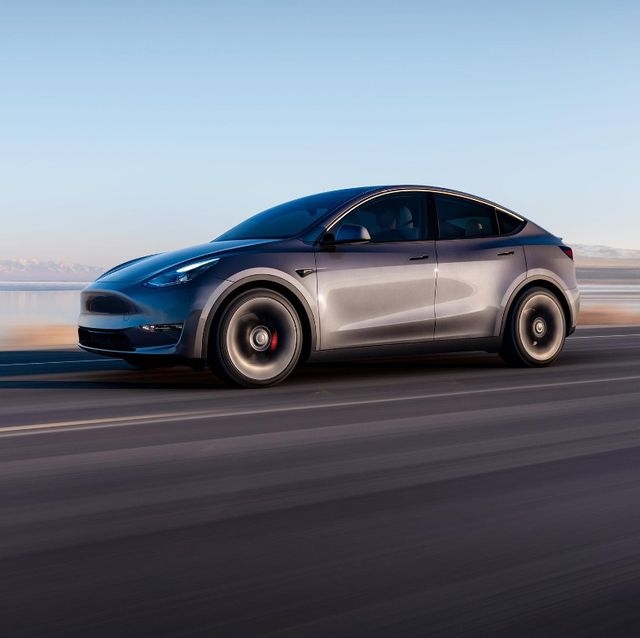 Както вече ви информирахме подробно в завода на Tesla в