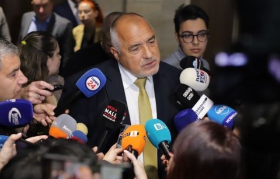 Когато някой се захваща с Пирогов правителството пада заяви лидерът