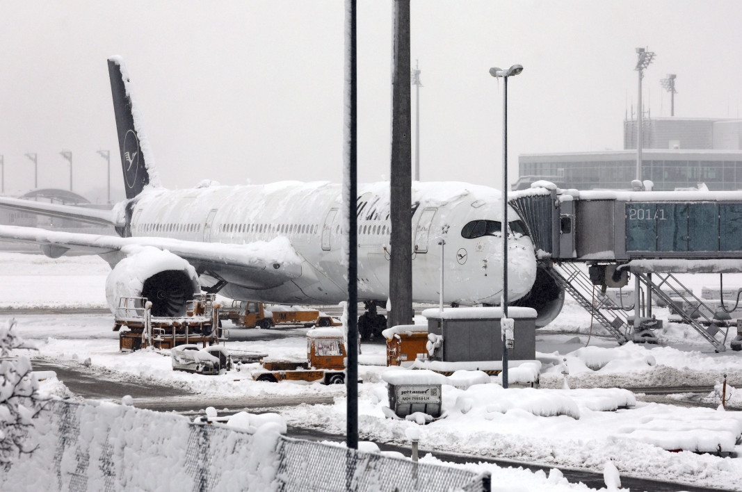 Проблемите на летището в Мюнхен не спират След като рекорден