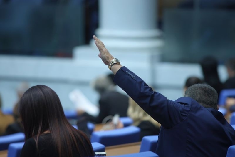 Ресторантьорите ще плащат 9 ДДС до края на 2024 г