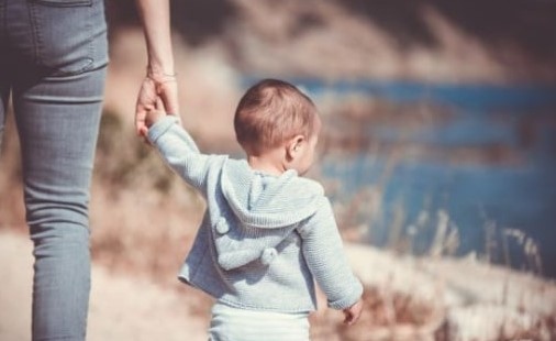 Забелязахме тенденцията през последните три години че спадат осиновяванията Промените