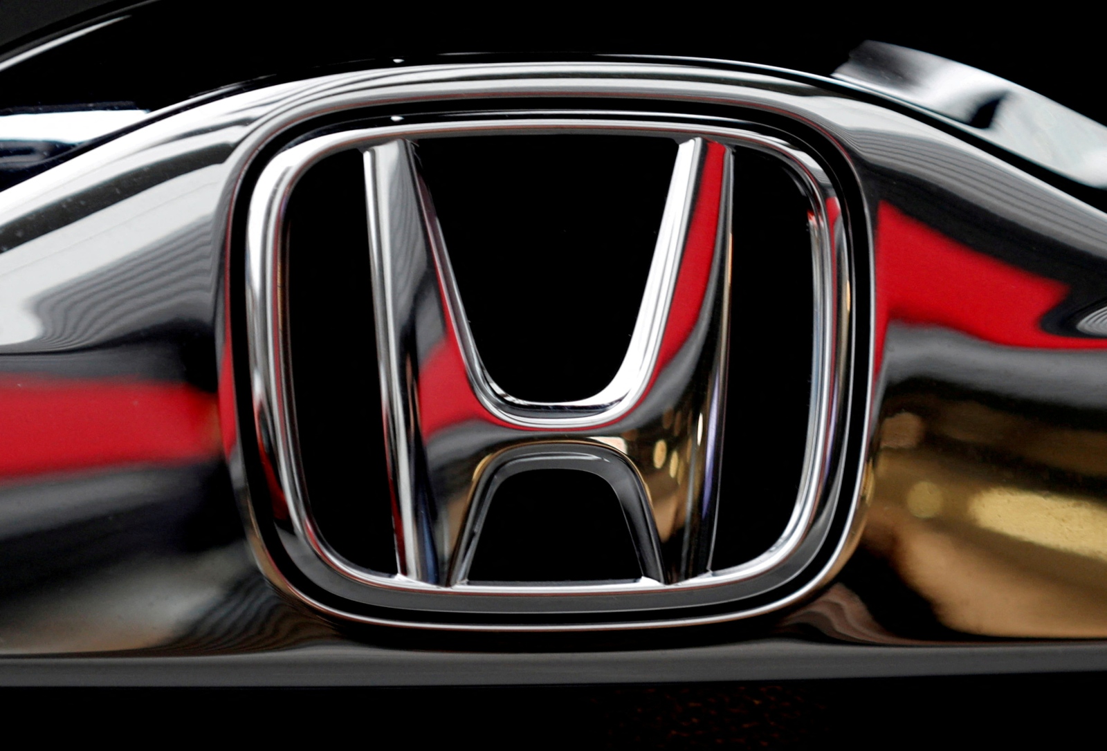 Първият електрически модел на Honda ще бъде спрян от производство
