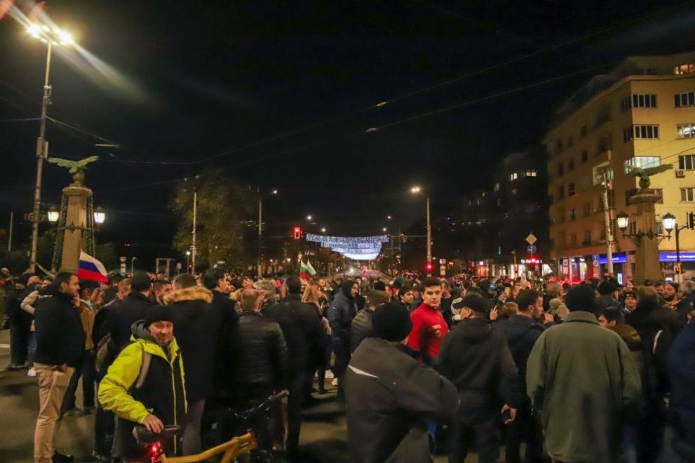 Протест блокира движението на Орлов мост в София Граждани са