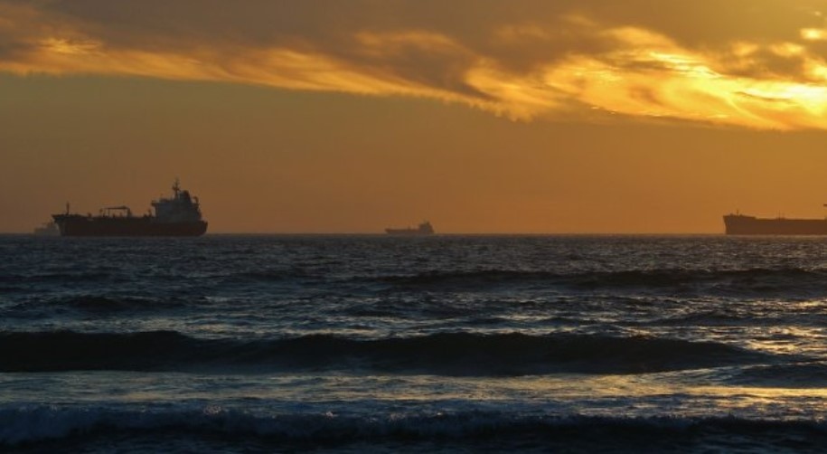 Кораб за насипни товари българска собственост плаващ под малтийски