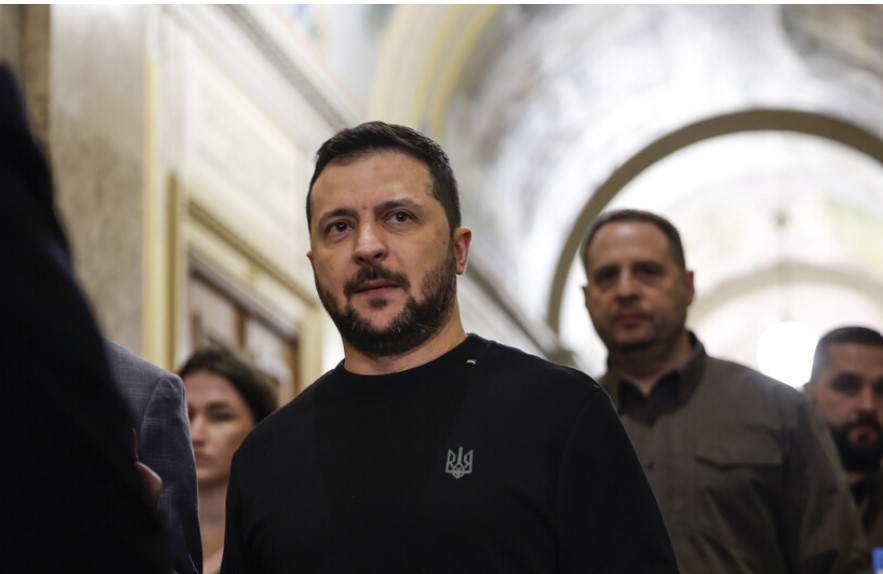 Украинският президент Володимир Зеленски направи необявено посещение в Германия съобщи