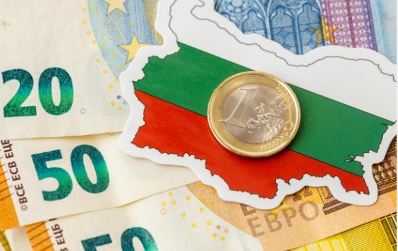 Замяната на лева с еврото няма да доведе до двойно