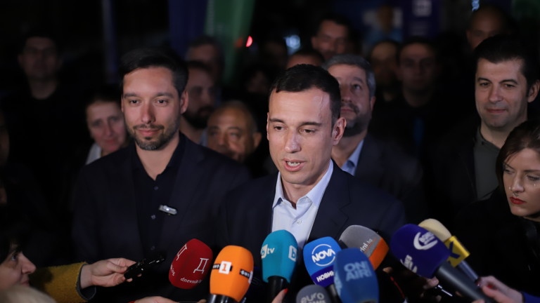 Цели три дни продължава демонтажът на паметника на Съветската армия