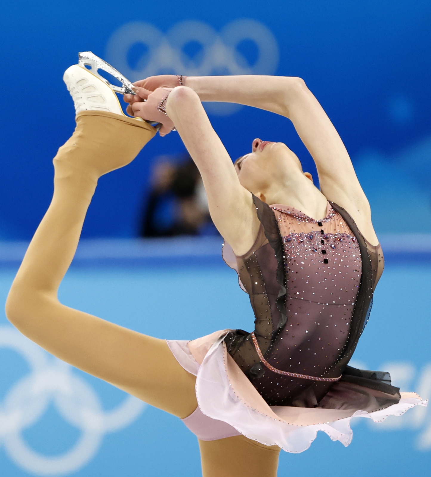 Най добрата българска състезателка по фигурно пързаляне Александра Фейгин спечели титлата