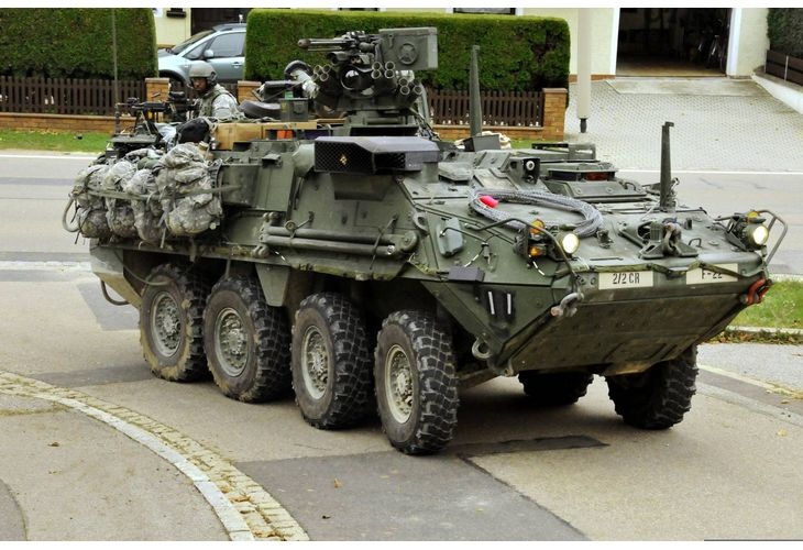 Първата вноска за бронетранспортьорите е платена Договорът влиза в сила