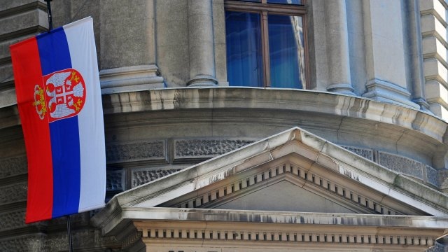 Сръбските граждани днес ще отидат до урните за да упражнят