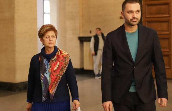 България е потърсила помощ от ФБР за телефона на убития