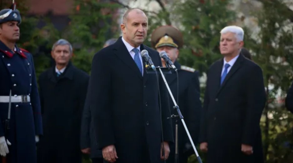 Президентът Румен Радев ще сезира Конституционния съд за приетите промени