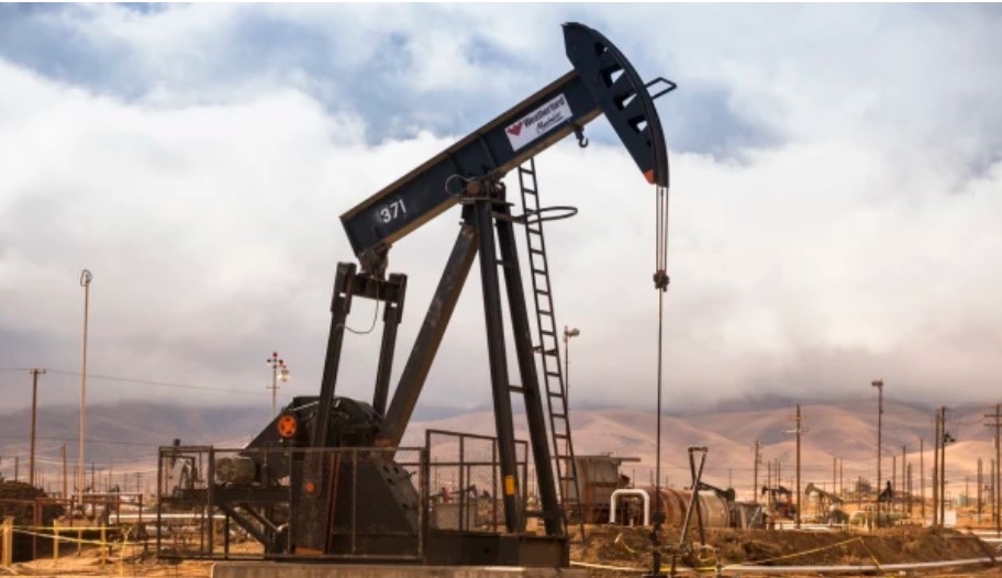 Ангола която е сред 20 те най големи износители на петрол в