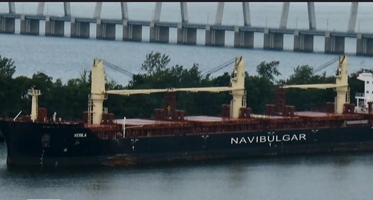 Полицията в Ирландия арестува петима души във връзка с българския