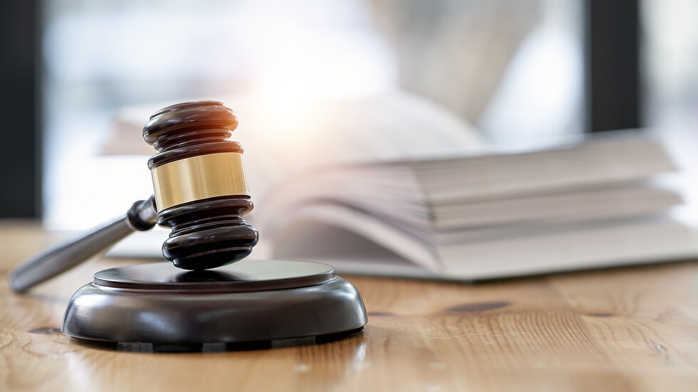 Четирима от моряците от кораба Верила са били освободени Задържаните