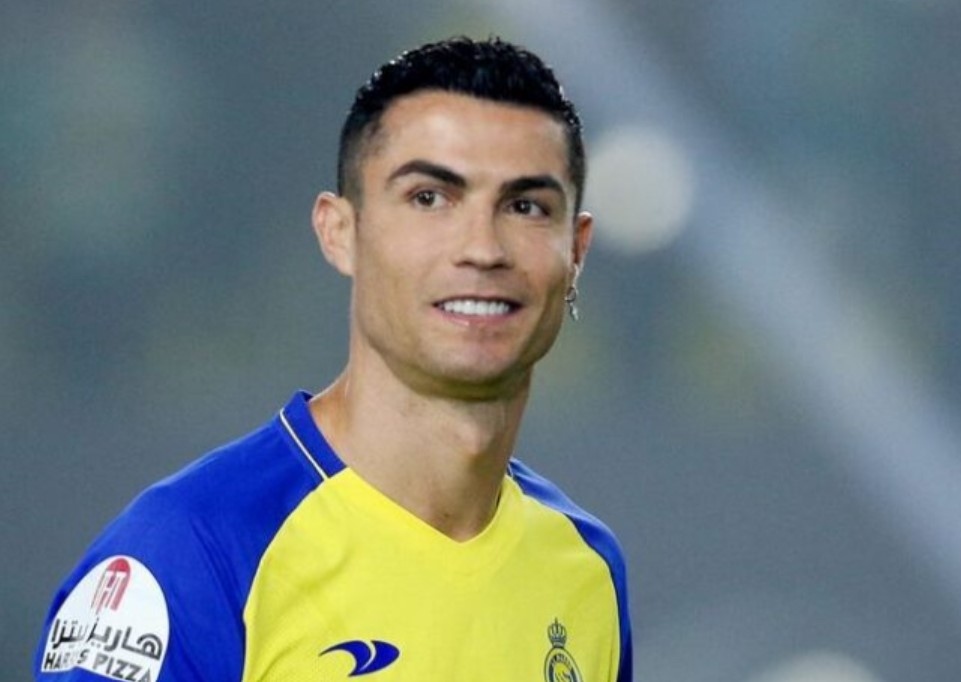 Португалският нападател на Ал Насър Кристиано Роналдо вкара две попадения