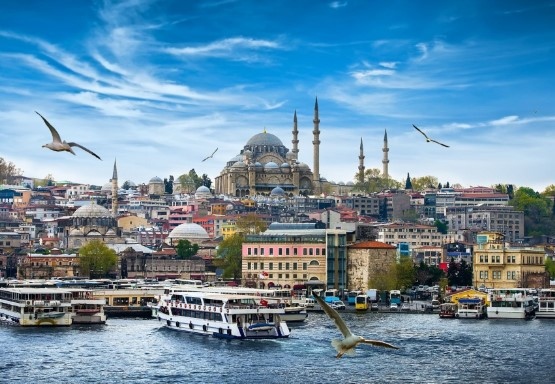 Пътуванията на български граждани в чужбина през ноември 2023 г са