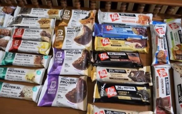 След като цяла година един от  сега и Комисията за