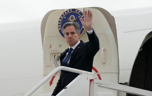 Групировката Ислямска държава пое отговорност за смъртоносните експлозии в Иран