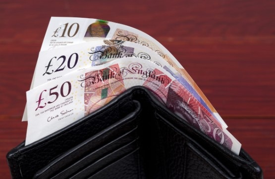 В Англия се връщат към кешовите плащания защото са установили