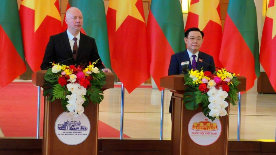 За засилване на инвестиционното сътрудничество между България и Виетнам се
