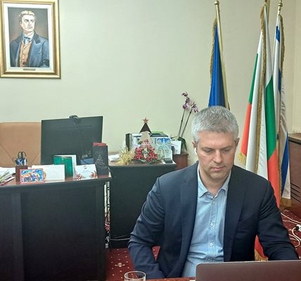 Аз и моят екип ще работим за връщането на акциите