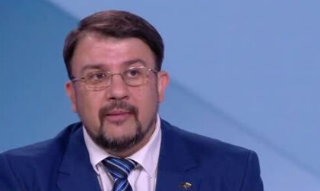 Аз лично имам критики към няколко министри Няма да влизам