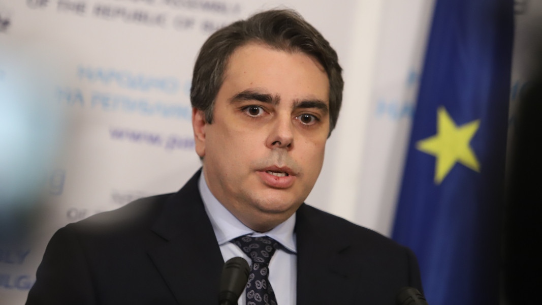 Финансовият министър Асен Василев наруши мълчанието си покрай разкритията на Bird