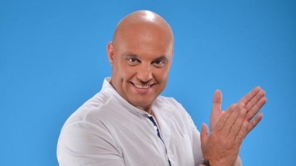 Родният шоумен певец и телевизионен водещ Иво Танев изплаши приятелите