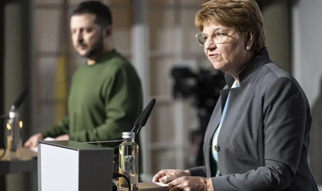 На съвместна пресконференция с украинския президент Володимир Зеленски президентът на