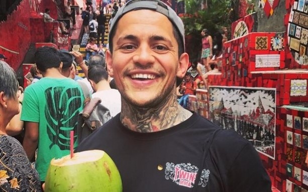 Братът на Ружа Игнатова Константин работи в кухня където готвят