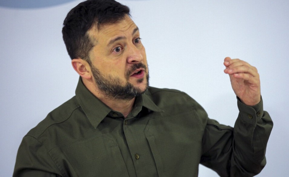 Президентът на Украйна Володимир Зеленски обяви че страната му ще