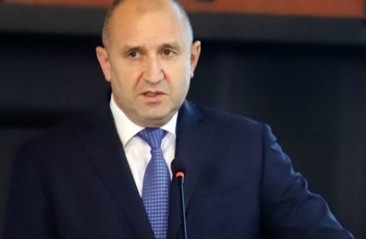 Президентът сезира Конституционния съд срещу избора на нови съдии Той призовава