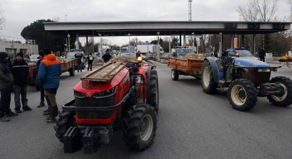 Общонационален протест на полските фермери започва днес като те ще