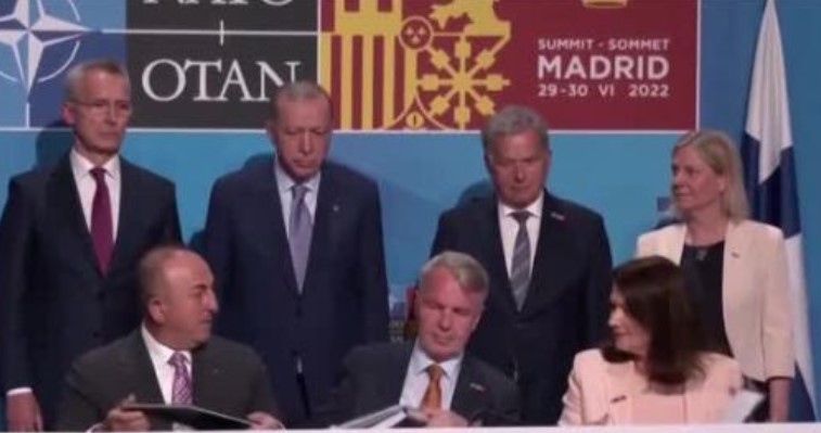 Швеция е на крачка от присъединяването си към НАТО След