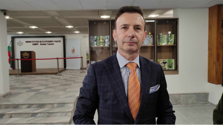 Минимален е мигрантският натиск на българо турската граница заяви във Велико