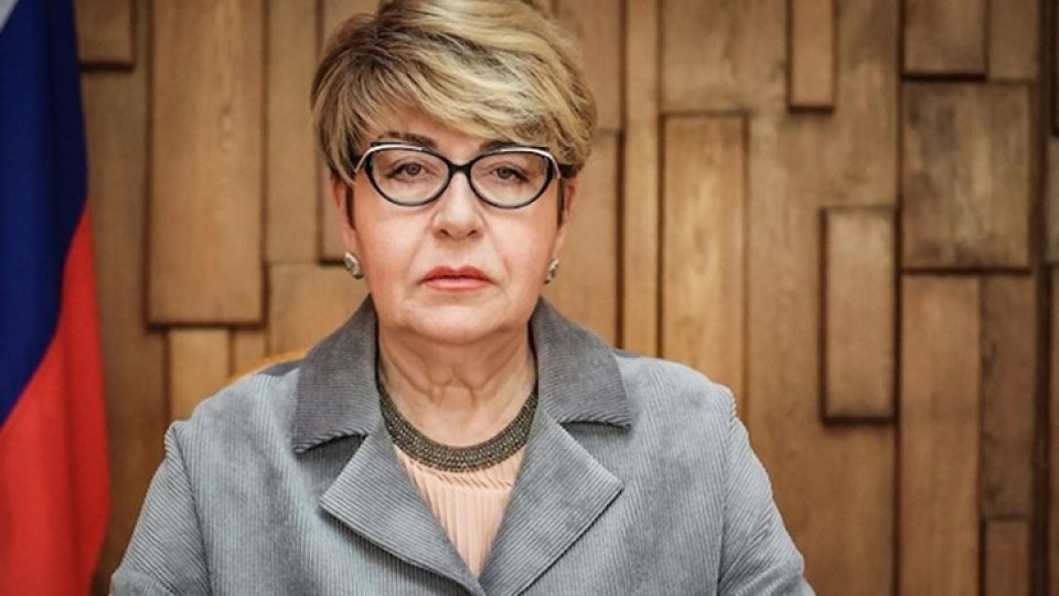 Приемете уважаеми господин председател уверения във високата ми към вас