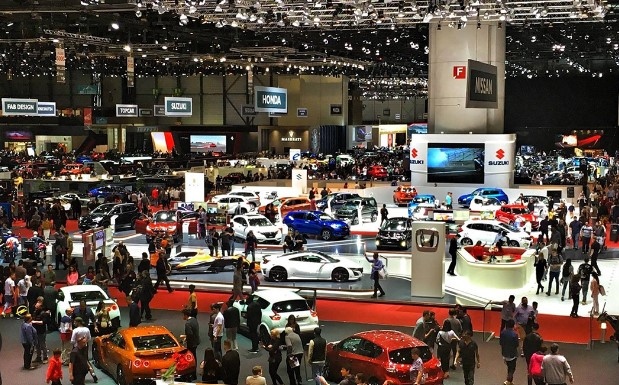 Автомобилното изложение в Женева успя да привлече само шепа автомобилни