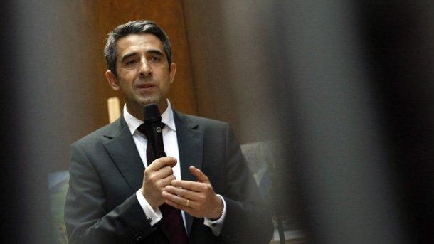 Президентът Румен Радев ще допусне грешка ако в края на