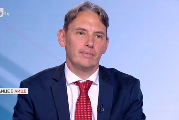 Депутатът от ПП ДБ и заместник председател на Комисията по здравеопазване в